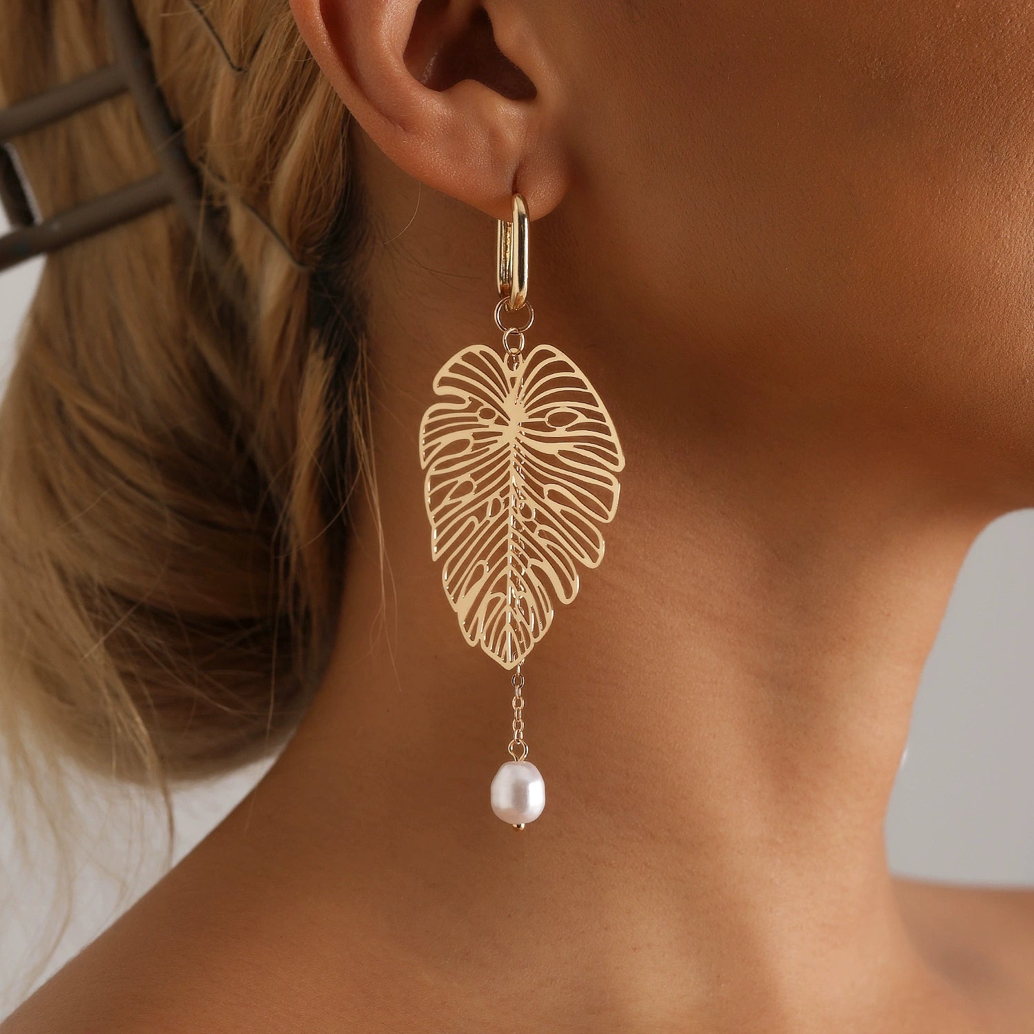 Vintage Leaf Pearl Tassel Earrings