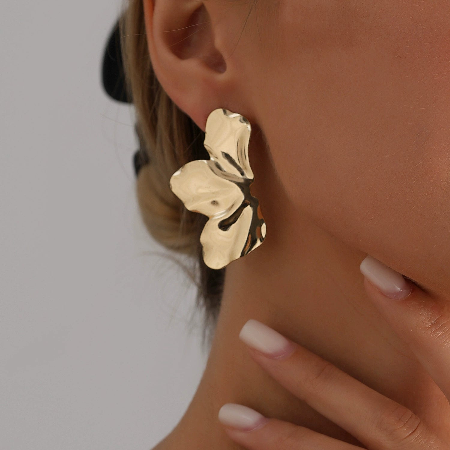 Classic Leaf Earrings