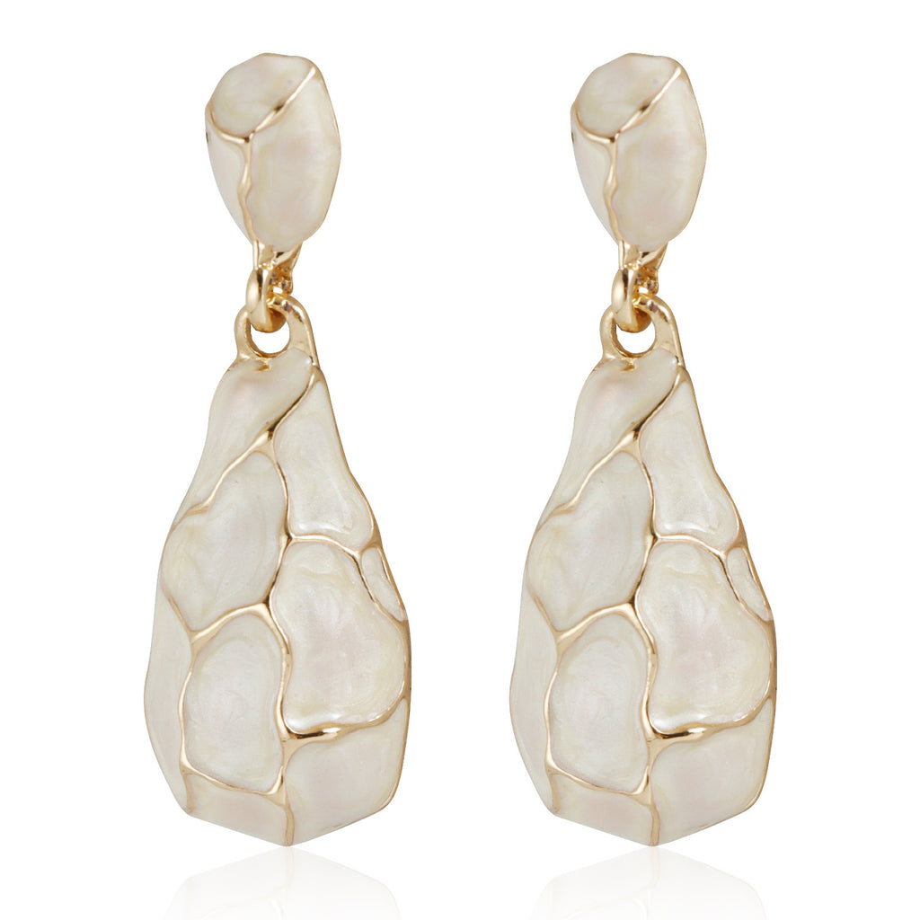 Retro Water Drop Pattern Earrings