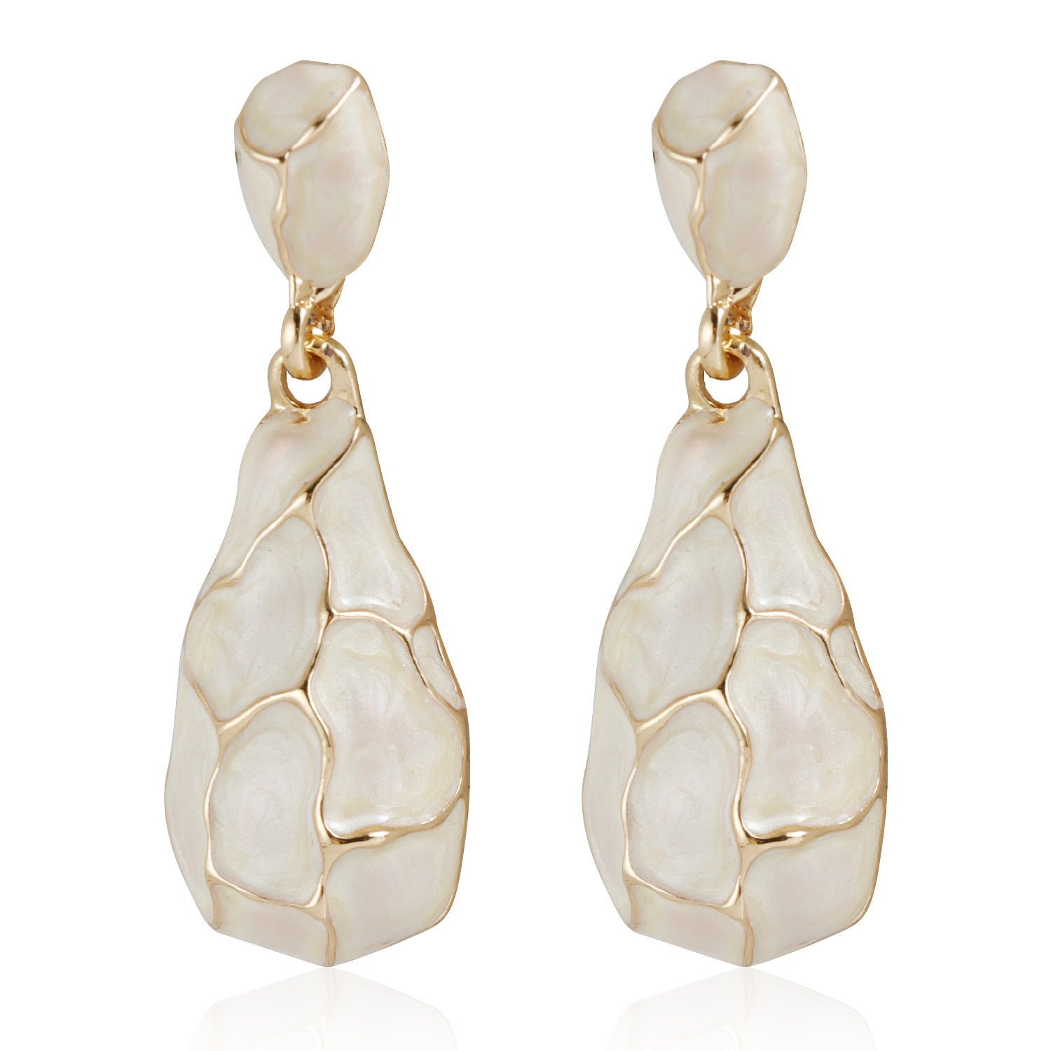 Retro Water Drop Pattern Earrings
