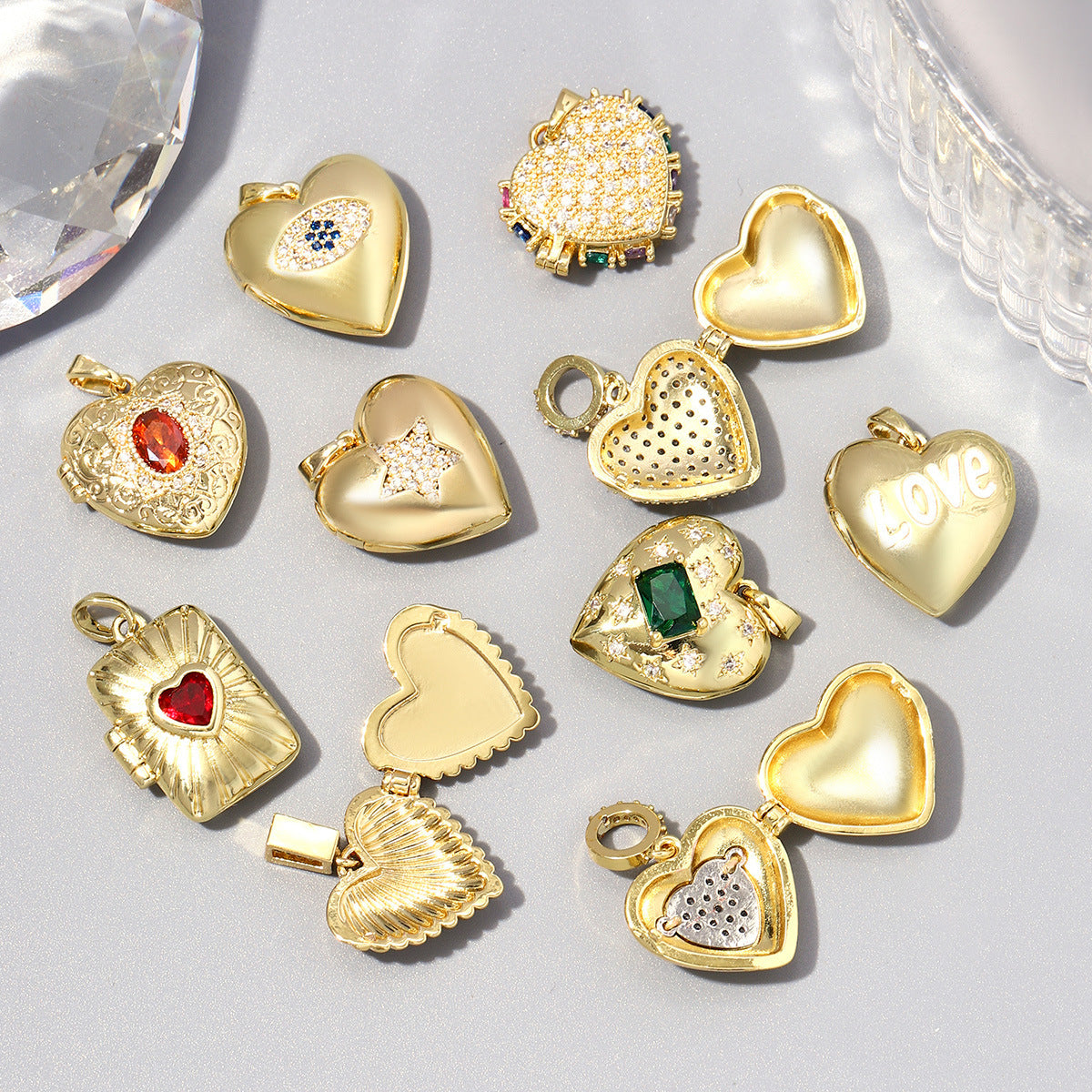 Custom Memorial Jewelry with Smart Chip